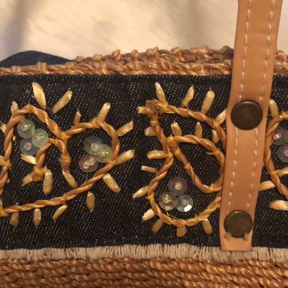 Cute small straw /denim hand bag - Picture 7 of 8